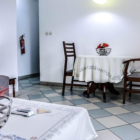 Tchero Appartement 1 Douala Extérieur photo